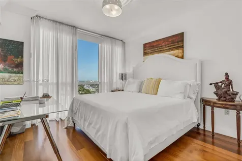 400 Alton Road Miami Beach FL 33139