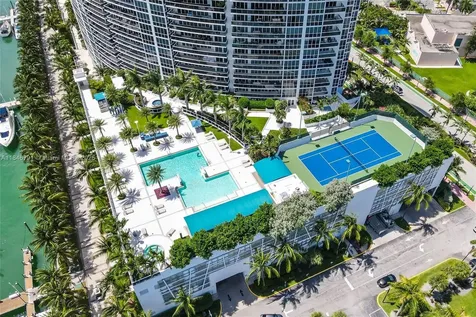 400 Alton Road Miami Beach FL 33139