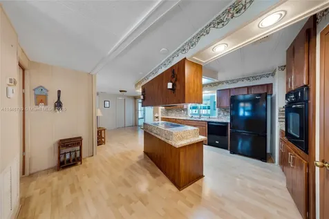 5298 NW 4th Terrace Deerfield Beach FL 33064