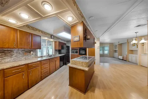 5298 NW 4th Terrace Deerfield Beach FL 33064