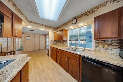 5298 NW 4th Terrace Deerfield Beach FL 33064