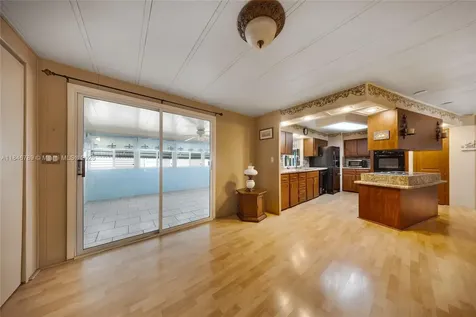 5298 NW 4th Terrace Deerfield Beach FL 33064