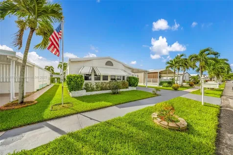 5298 NW 4th Terrace Deerfield Beach FL 33064