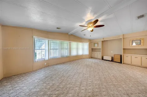 5298 NW 4th Terrace Deerfield Beach FL 33064