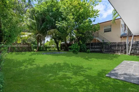 1212 N 22nd Avenue Hollywood FL 33020