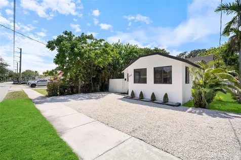 1212 N 22nd Avenue Hollywood FL 33020