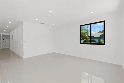 1212 N 22nd Avenue Hollywood FL 33020