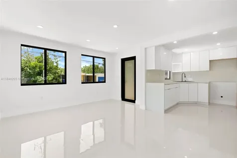 1212 N 22nd Avenue Hollywood FL 33020