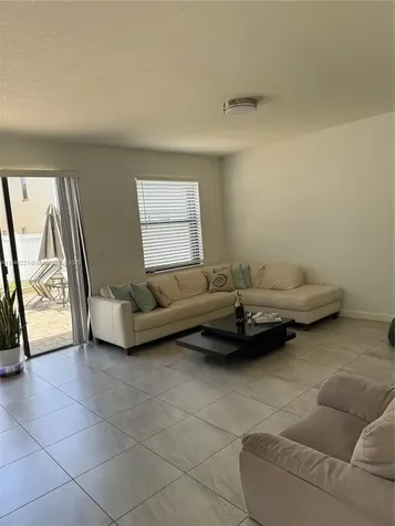 3523 W 105th Place Hialeah FL 33018