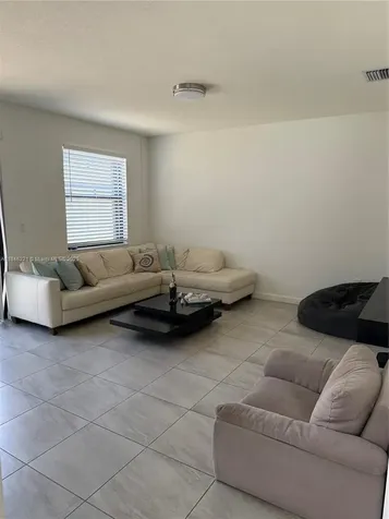3523 W 105th Place Hialeah FL 33018