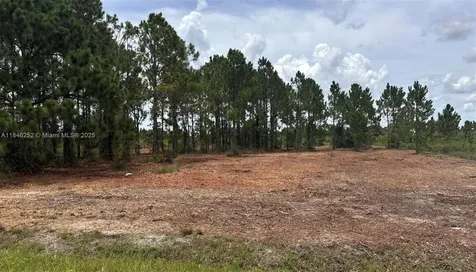 18121 NW 304 Th Street Okeechobee FL 34972