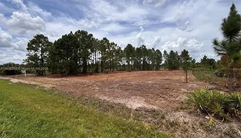 18121 NW 304 Th Street Okeechobee FL 34972