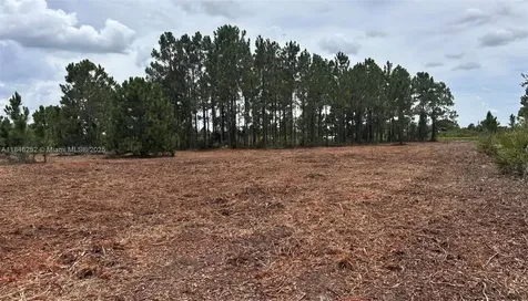 18121 NW 304 Th Street Okeechobee FL 34972