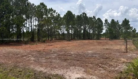 18121 NW 304 Th Street Okeechobee FL 34972