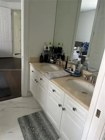 1446 Victoria Isle Drive Weston FL 33327