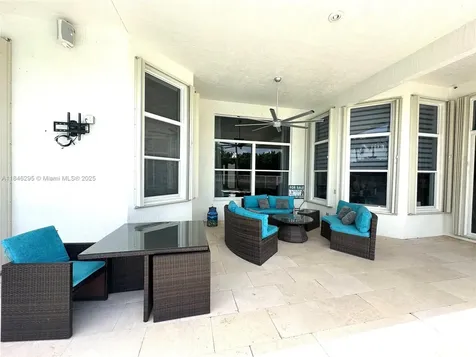 1446 Victoria Isle Drive Weston FL 33327