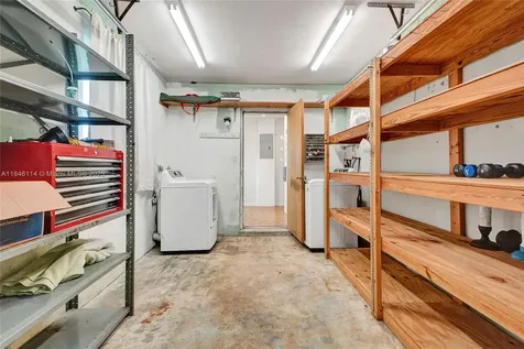 5031 SW 102nd Court Miami FL 33165