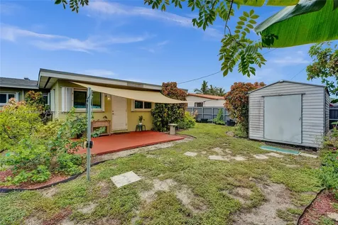 5031 SW 102nd Court Miami FL 33165