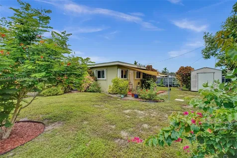 5031 SW 102nd Court Miami FL 33165