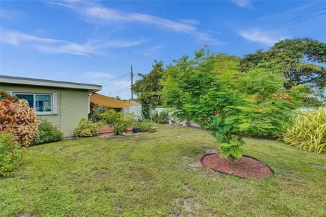 5031 SW 102nd Court Miami FL 33165