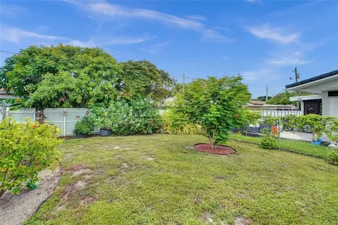 5031 SW 102nd Court Miami FL 33165