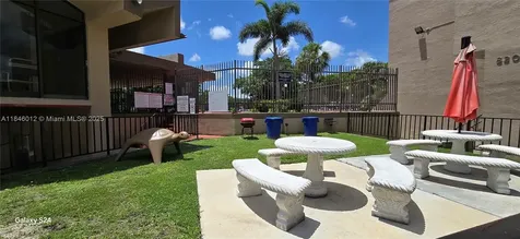 816 NW 87th Avenue Miami FL 33172