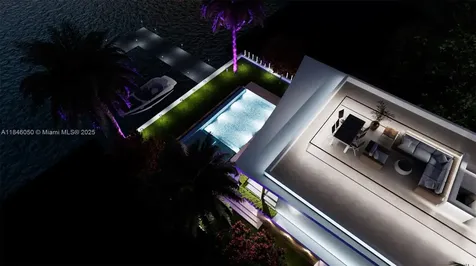 1560 Bay Drive Miami Beach FL 33141