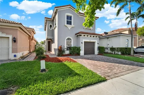 1081 NE 40th Road Homestead FL 33033