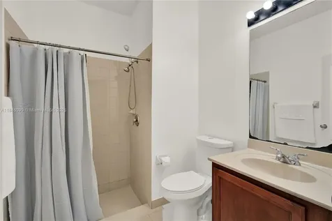 1081 NE 40th Road Homestead FL 33033