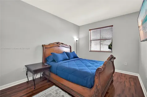 1081 NE 40th Road Homestead FL 33033
