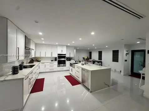 4229 W 7th Lane Hialeah FL 33012