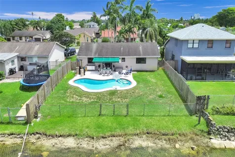 11841 NW 41st Street Sunrise FL 33323