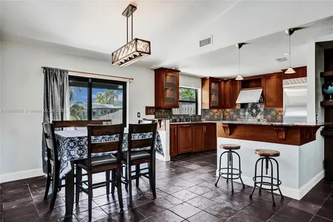 11841 NW 41st Street Sunrise FL 33323