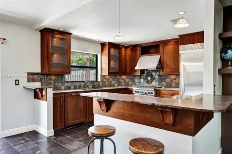 11841 NW 41st Street Sunrise FL 33323