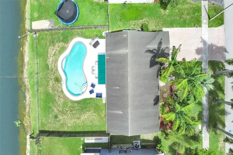 11841 NW 41st Street Sunrise FL 33323