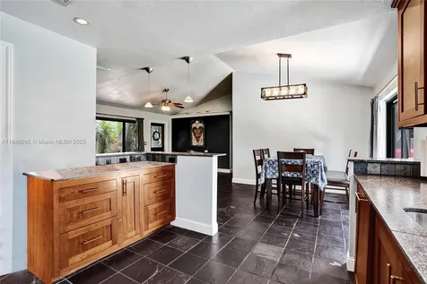 11841 NW 41st Street Sunrise FL 33323