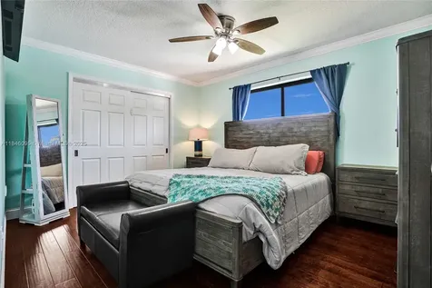 11841 NW 41st Street Sunrise FL 33323