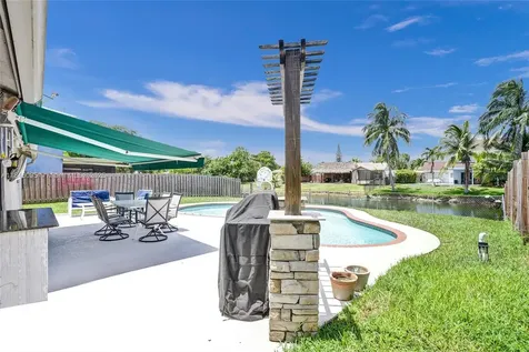 11841 NW 41st Street Sunrise FL 33323