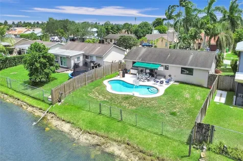 11841 NW 41st Street Sunrise FL 33323