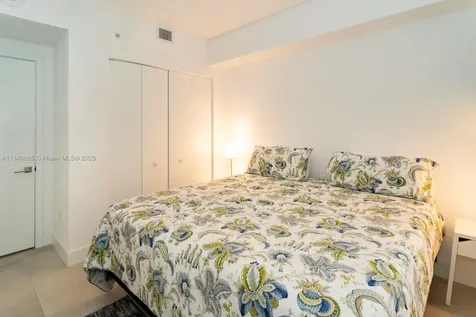 650 NE 32nd Street Miami FL 33137