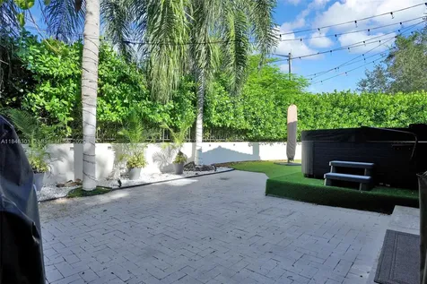 1501 Algardi Avenue Coral Gables FL 33146