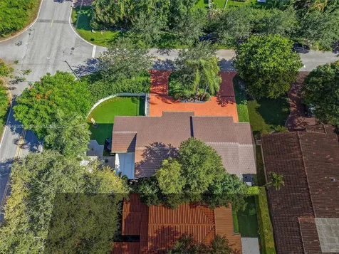 1501 Algardi Avenue Coral Gables FL 33146