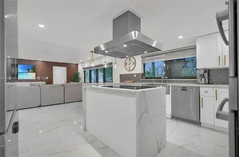 1501 Algardi Avenue Coral Gables FL 33146