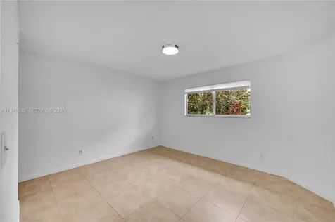 3453 NW 44th Street Oakland Park FL 33309
