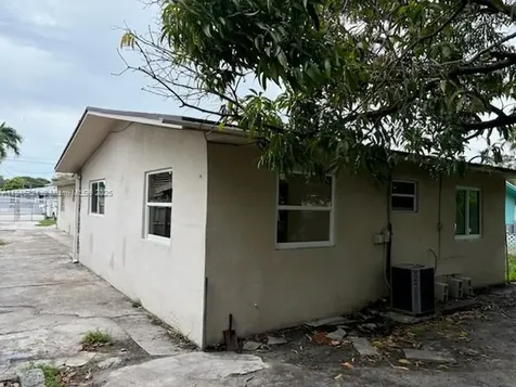 Miami FL 33142
