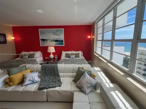 100 Lincoln Road Miami Beach FL 33139