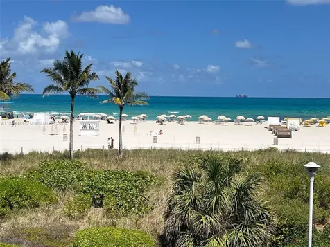 100 Lincoln Road Miami Beach FL 33139
