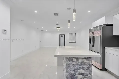 501 E 59th Street Hialeah FL 33013