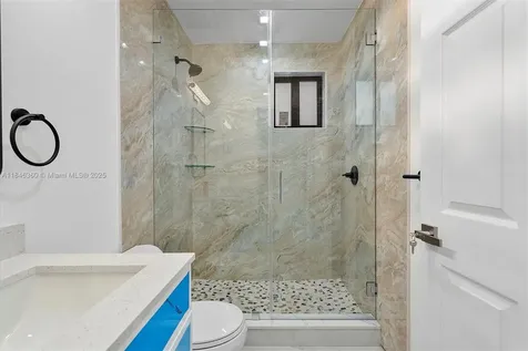 501 E 59th Street Hialeah FL 33013