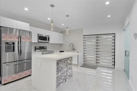 501 E 59th Street Hialeah FL 33013